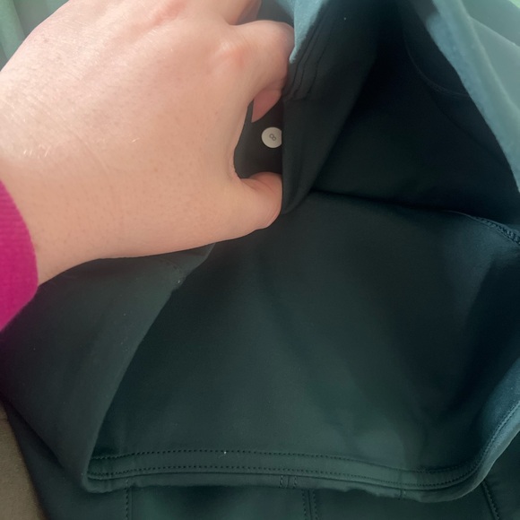 Lululemon Green / Dark Fuel Cityfarer Skirt | Size 8 | Like New - Picture 9 of 9